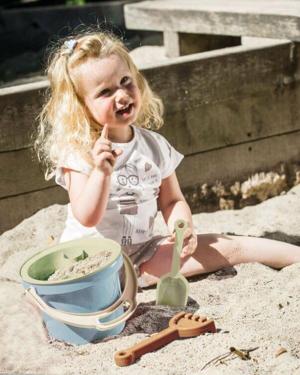kindergarten-sandspielzeug