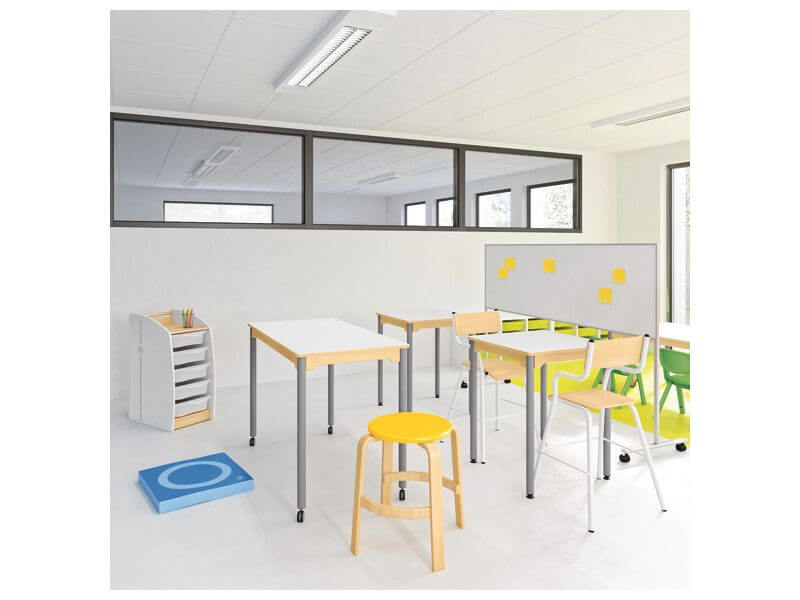 möbel-für-kindergarten Hocker mit Fußstütze
