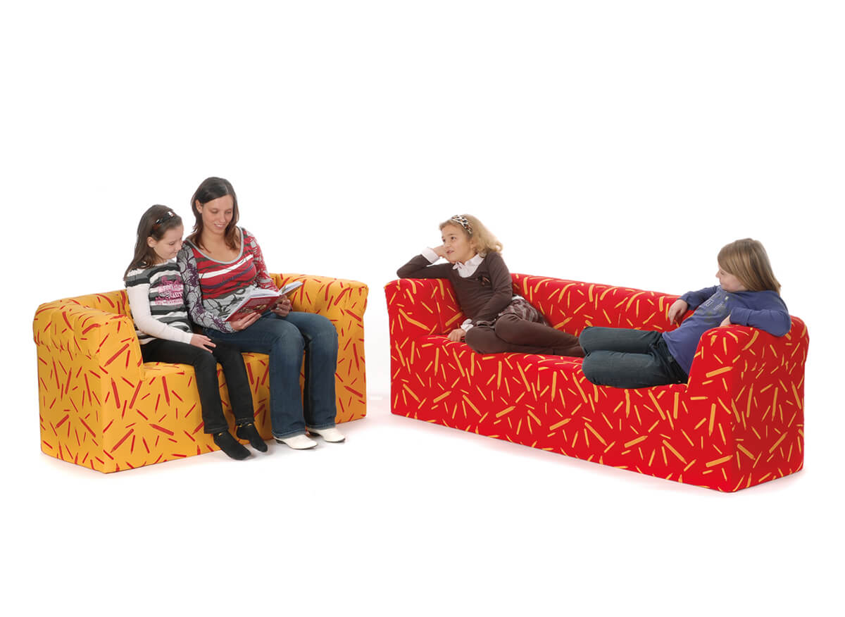 Zweisitzer-Sofa-fuer-Kindergarten-Hort