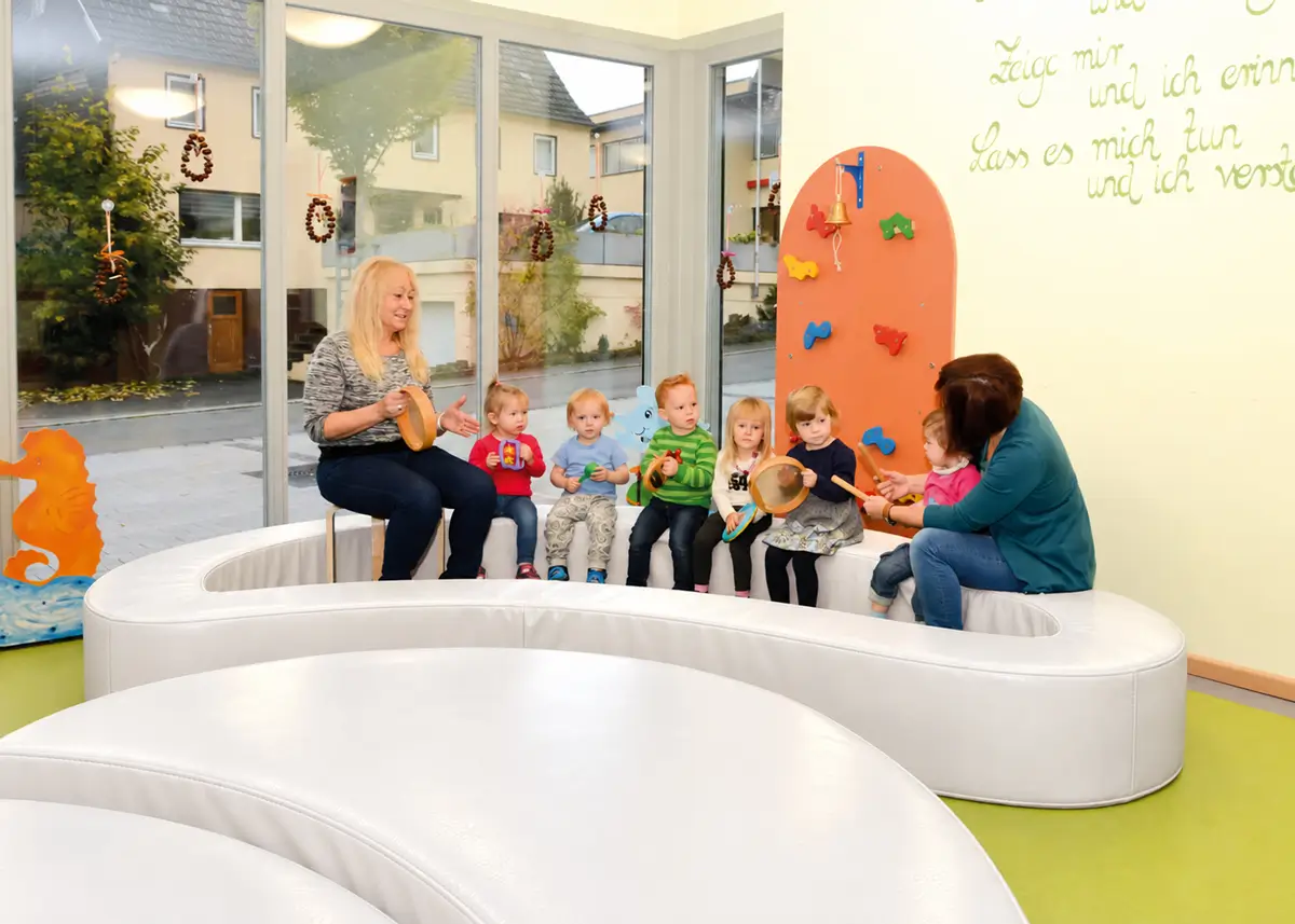 snoezelen_moebel_kindergarten-podest