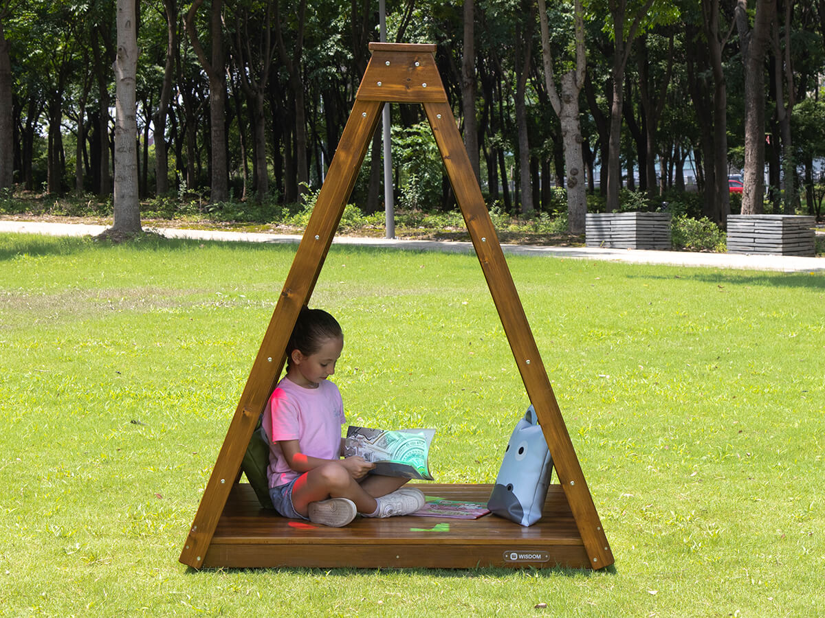 Outdoor-Regenbogen-Krabbelhaus-haidig