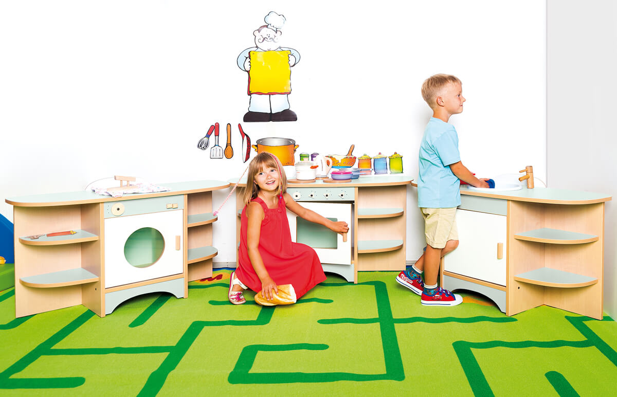 Kindergarten-spielküche-modular-holz