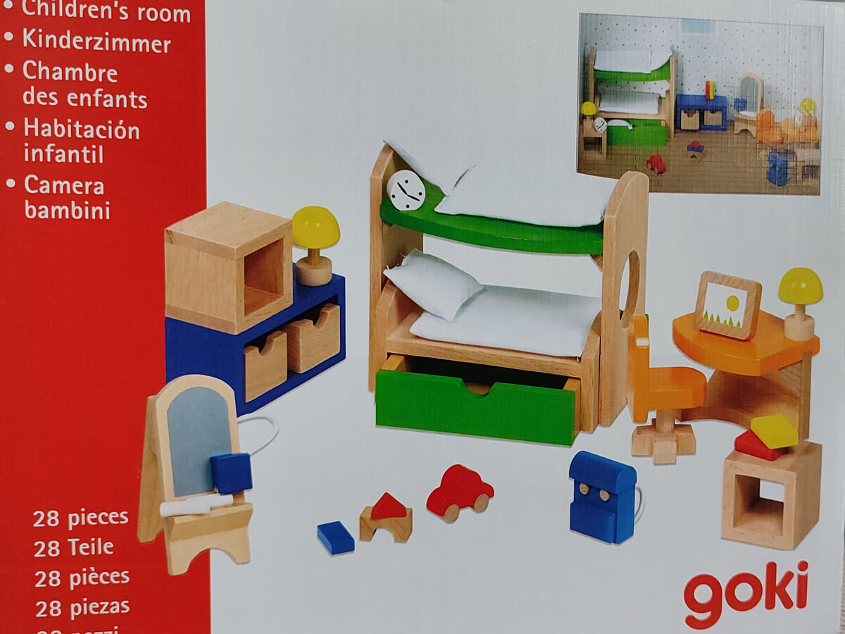 puppenhaus-möbel-kinderzimmer