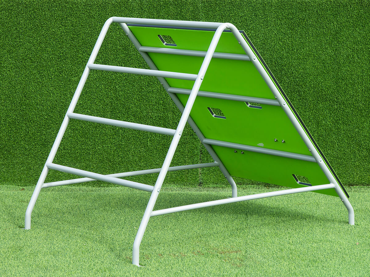 kita-sport-Kletterdreieck