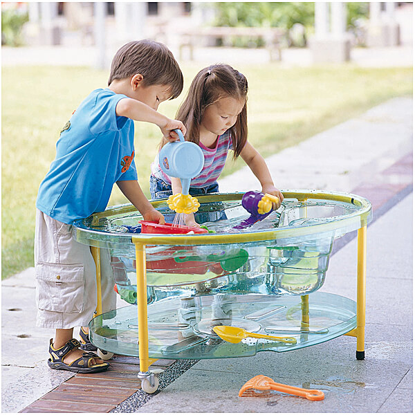 Wassertisch-transparent-kitabedarf-haidig-1 Wasserspieltisch-für-Kinder