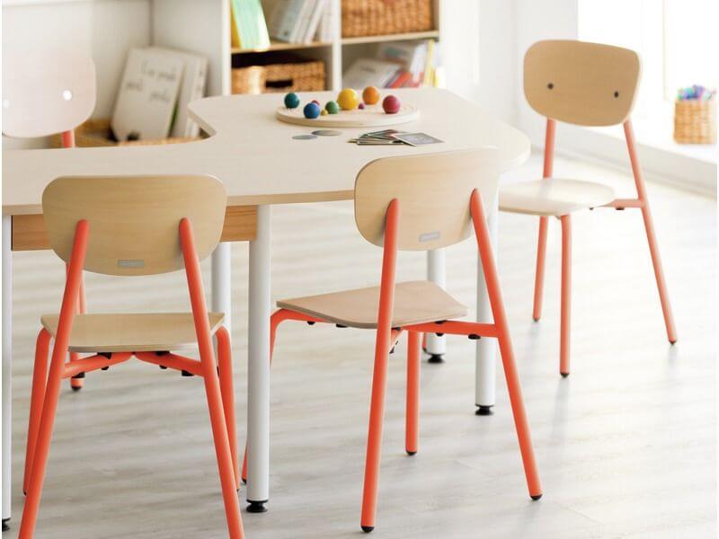 kitsmoebel-stuhl-metallbeine