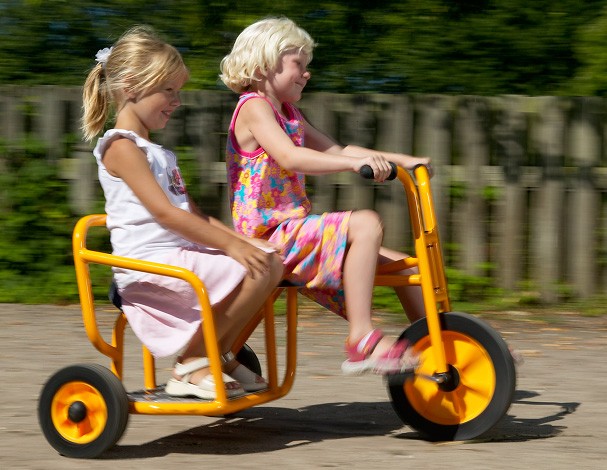 Seitenwagen-für-Kindergarten