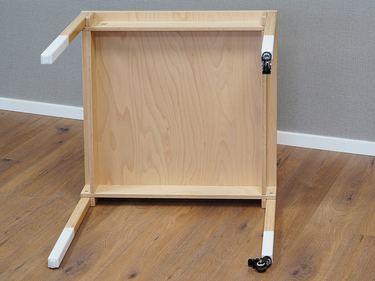 tisch-unten-holzfink-möbel