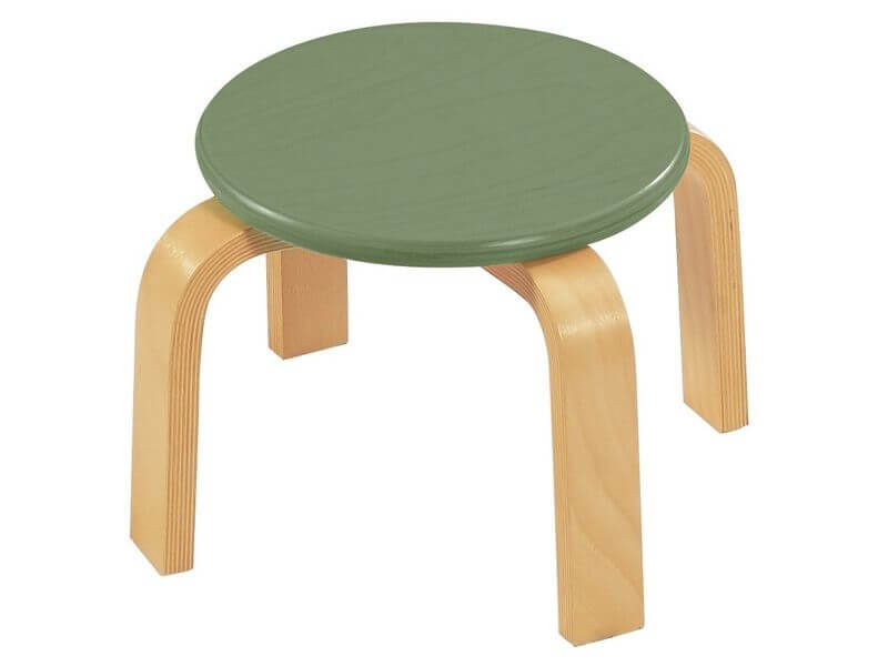 Platzsparende Stapelhocker aus Holz