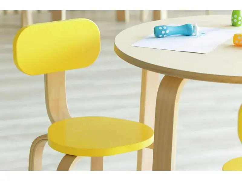 Stapelbarer-Kindergartenstuhl-21-bis-35-cm