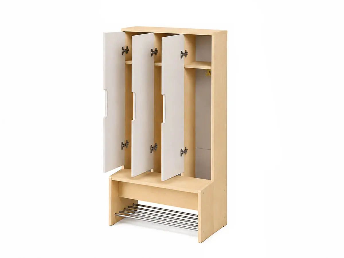 kita-garderobe-3-tueren-haidig