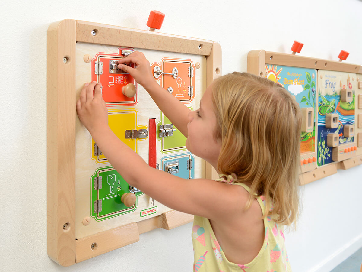Wandspiel-Schliessfachtafel