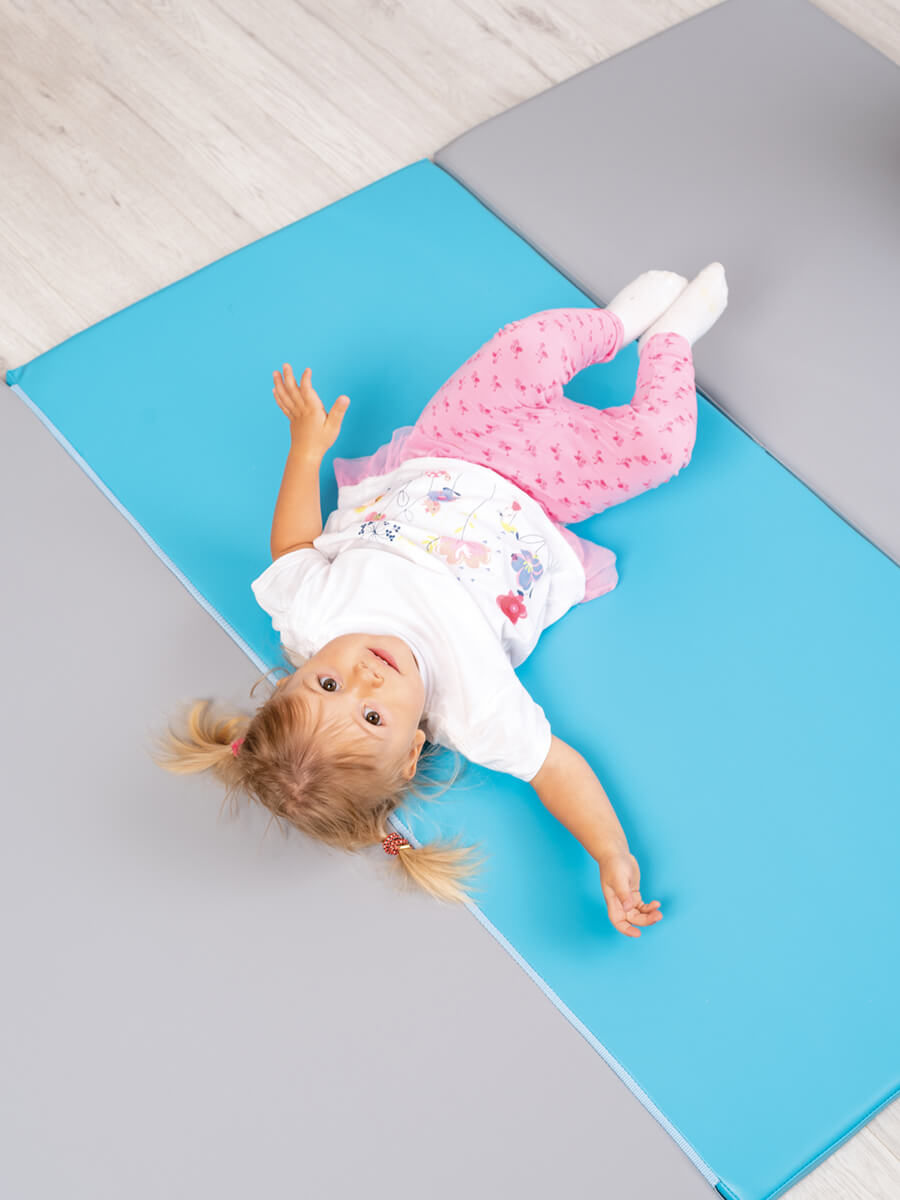 Kindergarten-Faltmatte-4-teilig-marine-grau bodelmatte-kita