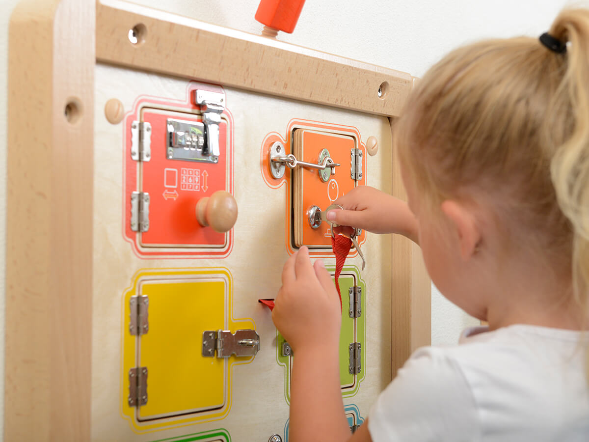 Wandspiel-Schliessfachtafel-haidig-spiele