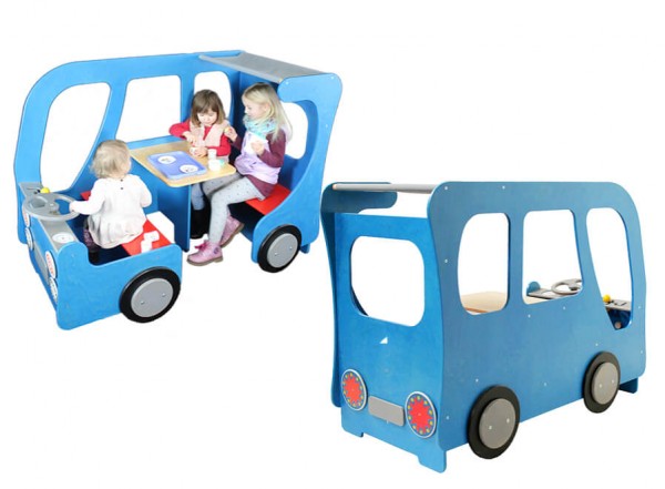 Spielecke-für-mehrere-Kinder-Bus