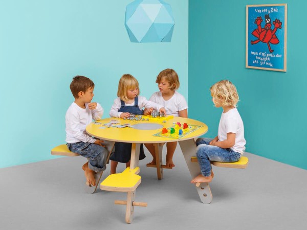 Tisch-Sitzkombination-spieltisch