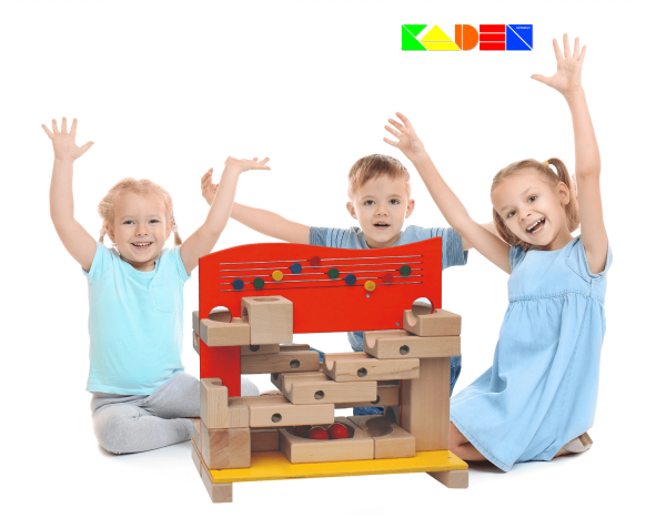  Kugelbahn-aus-Holz