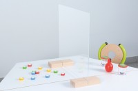 Tischtrennwand aus transparentem Kunststoff